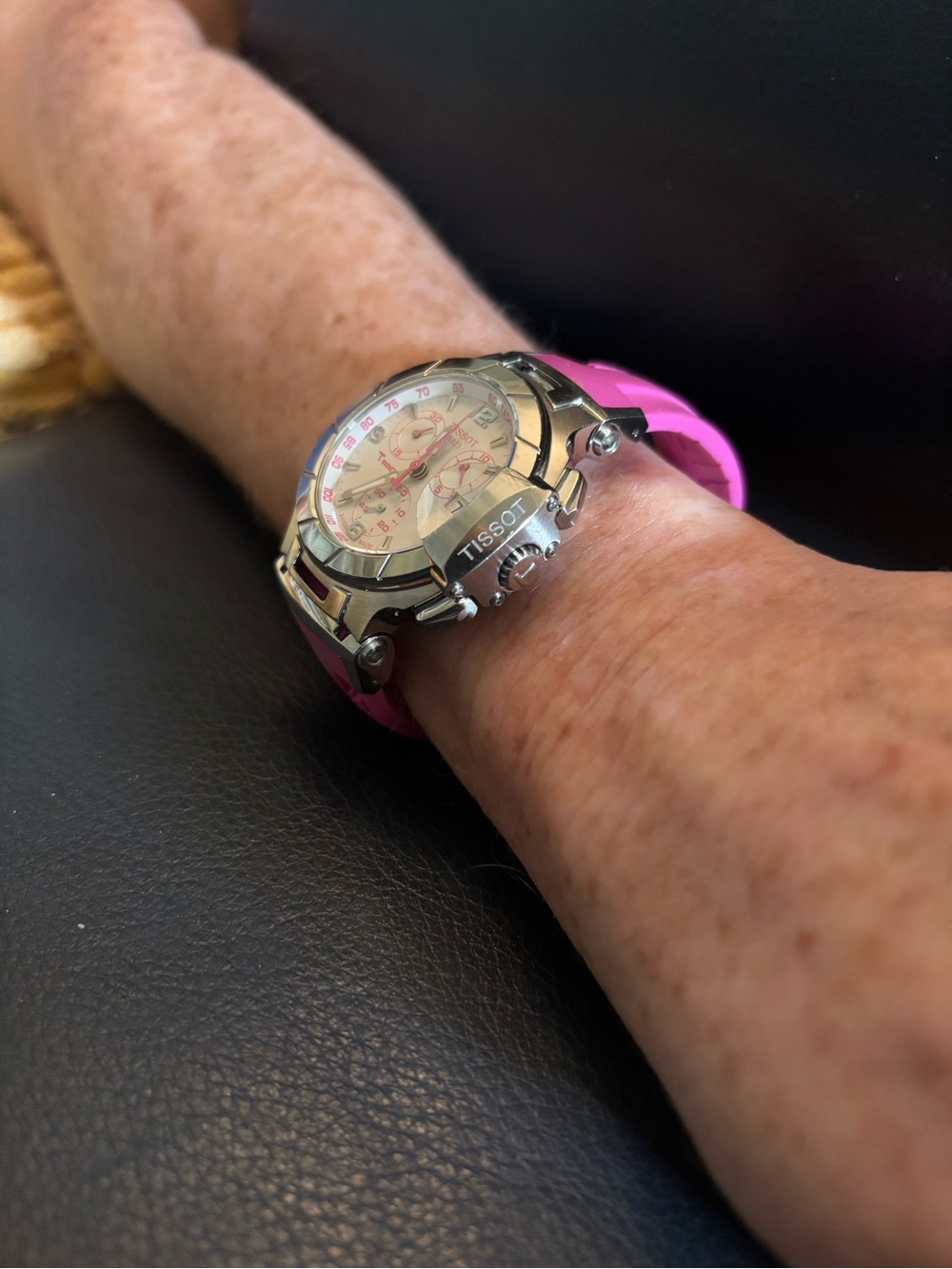 Tissot T-race Pink/silver Dial Pink Silicone Strap Swiss Quartz Chronograph - Picture 14 of 15